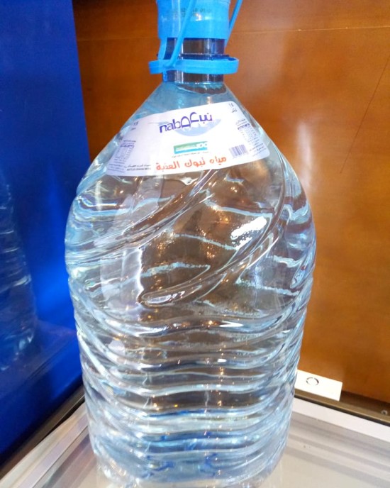مياه نبع ١٥ لتر
