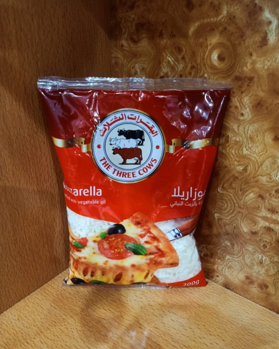 البقرات الثلاث جبن موزاريلا