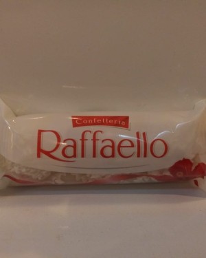 رافيلو ٣ حبة
