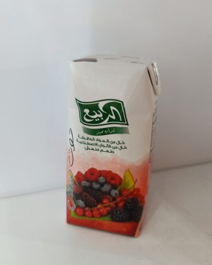 الربيع بالتوت المشكل